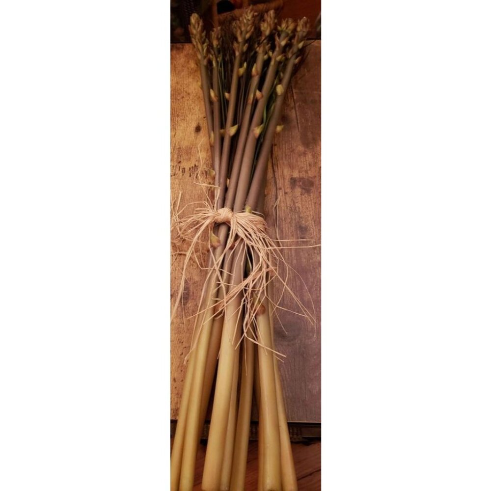 11 Rubber flower stalks and grasses, 25 inches...11 pieces  Use alone or in a va